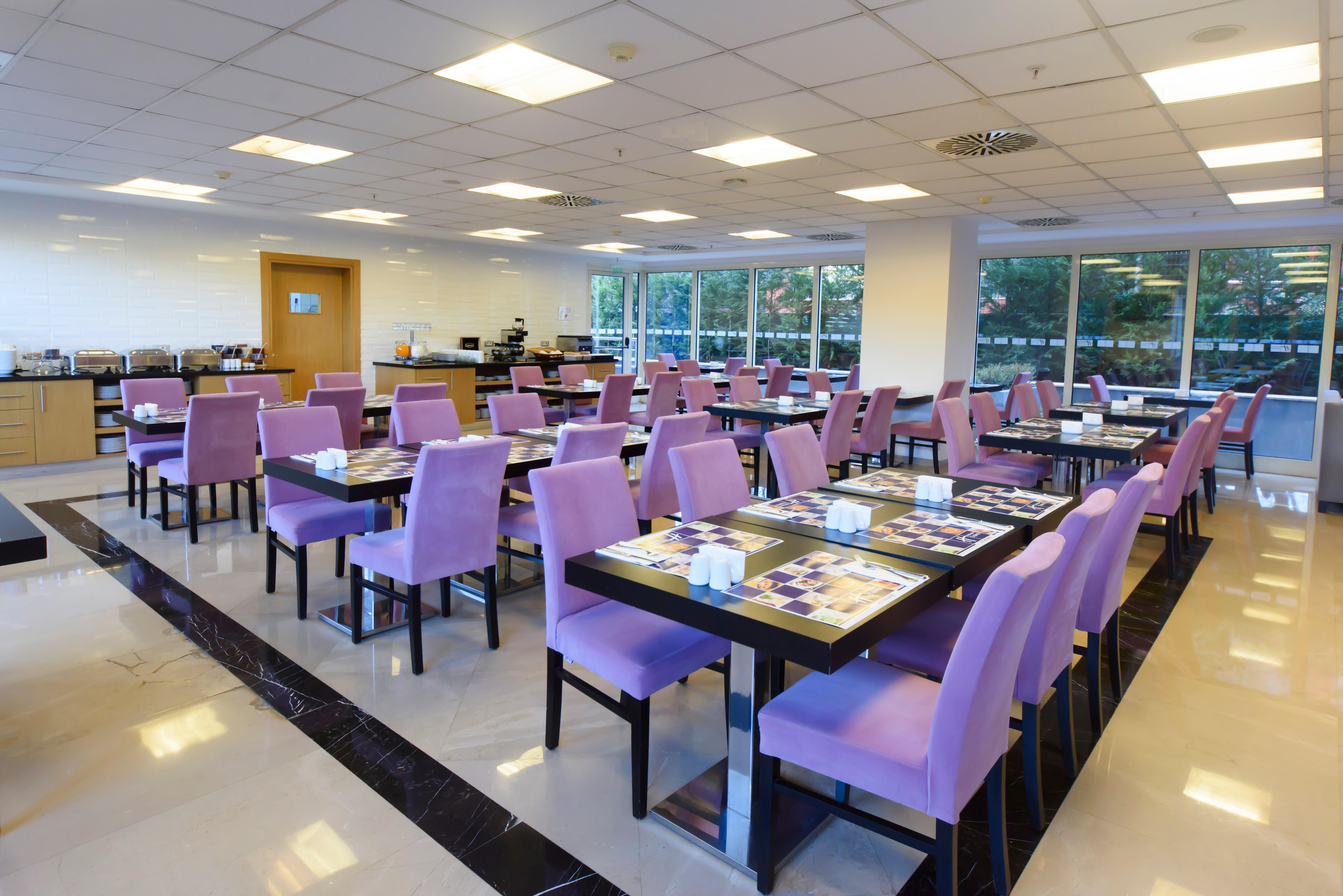 Holiday Inn Express Istanbul-Altunizade By Ihg Bagian luar foto