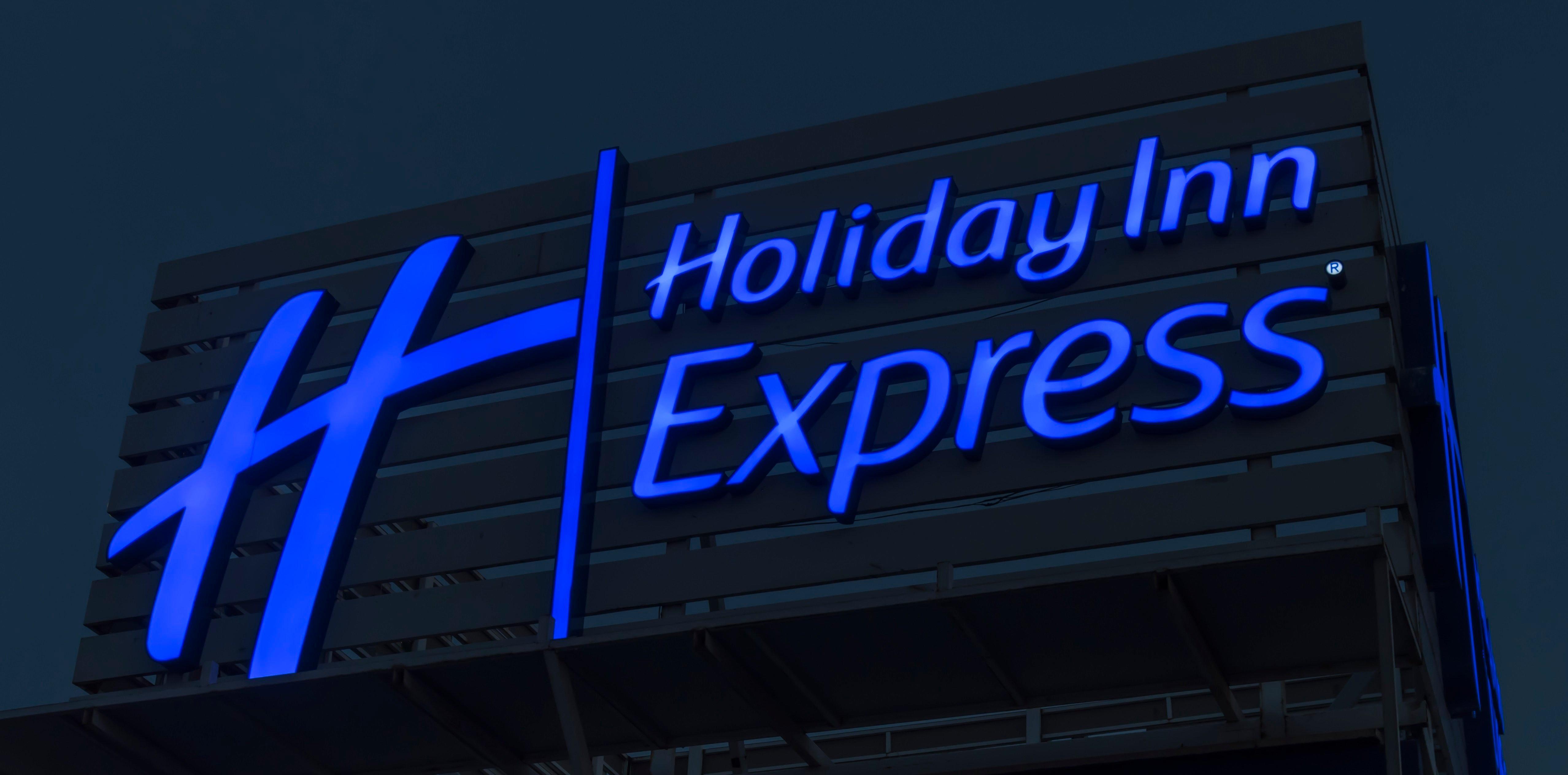 Holiday Inn Express Istanbul-Altunizade By Ihg Bagian luar foto